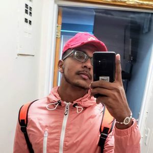 Meet your Posher, Vickash